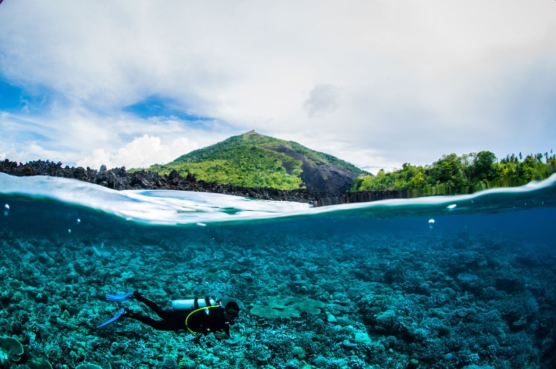 Discover Banda Neira's hidden gems is the Lava Flow snorkeling site with Kudanil Explorer